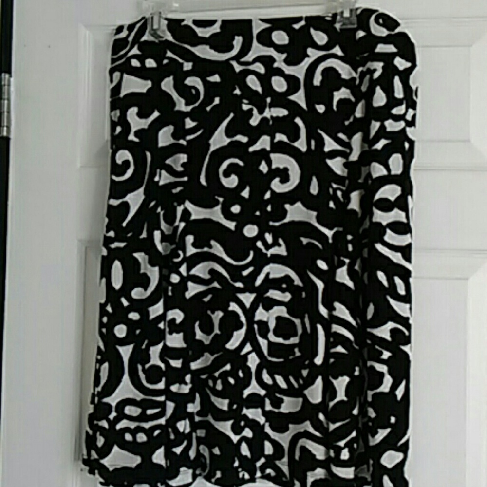 MERONA Skirt for Women - Picture 2 of 3
